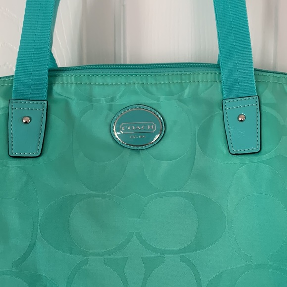 Coach Weekender Large Packable Aqua Tote - Picture 2 of 9